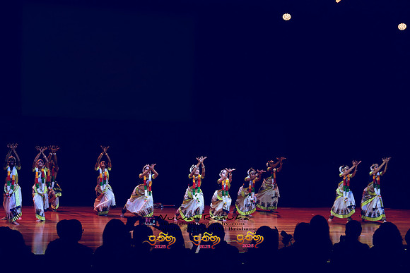 2025_Prathiba_ImageCapture1 (437)