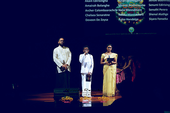2025_Prathiba_ImageCapture1 (414)