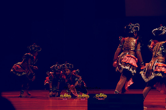 2025_Prathiba_ImageCapture1 (566)