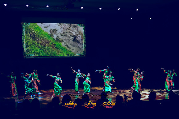 2025_Prathiba_ImageCapture1 (584)
