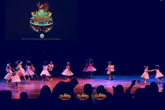 2025_Prathiba_ImageCapture1 (417)
