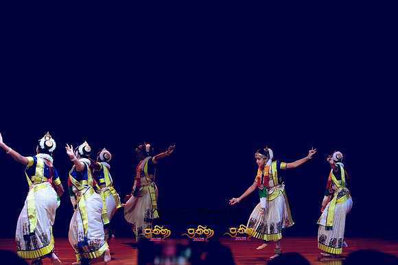 2025_Prathiba_ImageCapture1 (445)