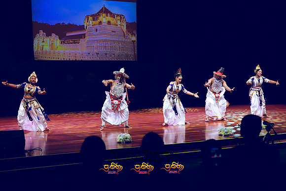 2025_Prathiba_ImageCapture1 (221)