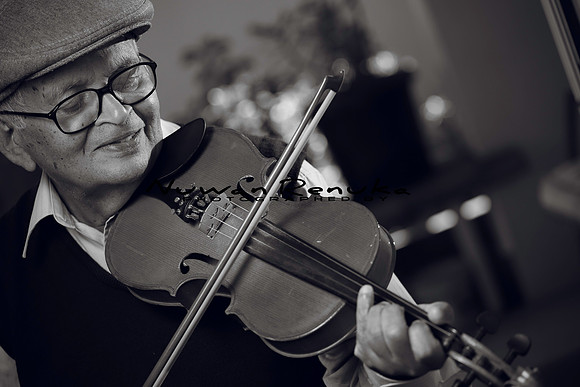 Hetti Uncle_Violin (90)-2