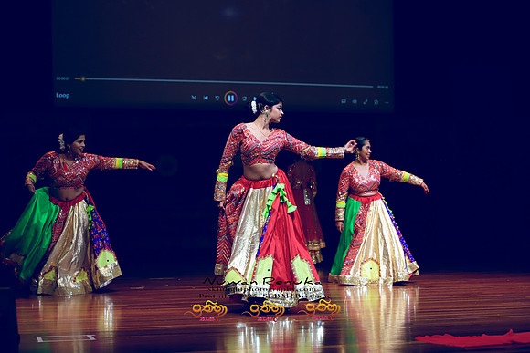 2025_Prathiba_ImageCapture1 (472)