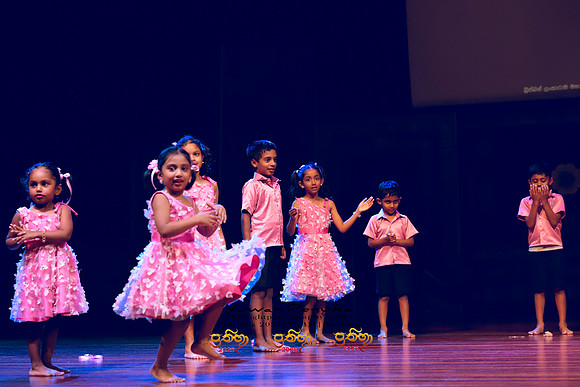 2025_Prathiba_ImageCapture1 (428)