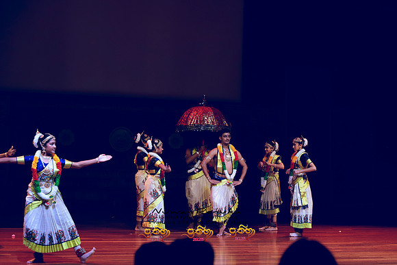 2025_Prathiba_ImageCapture1 (450)