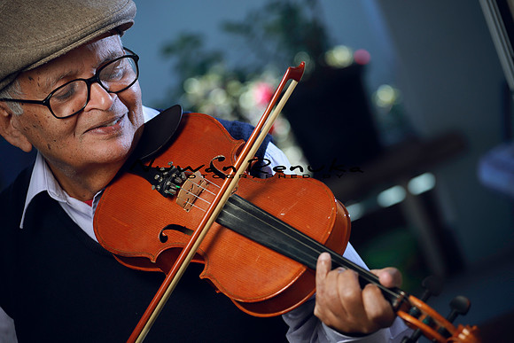 Hetti Uncle_Violin (90)