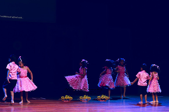 2025_Prathiba_ImageCapture1 (427)